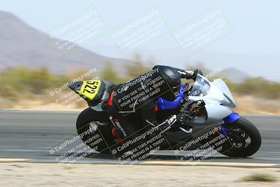 media/Apr-10-2022-SoCal Trackdays (Sun) [[f104b12566]]/Turn 3 Inside (1150am)/